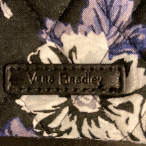 Vera Bradley, NWT wallet/wristlet black white - Picture 3 of 8